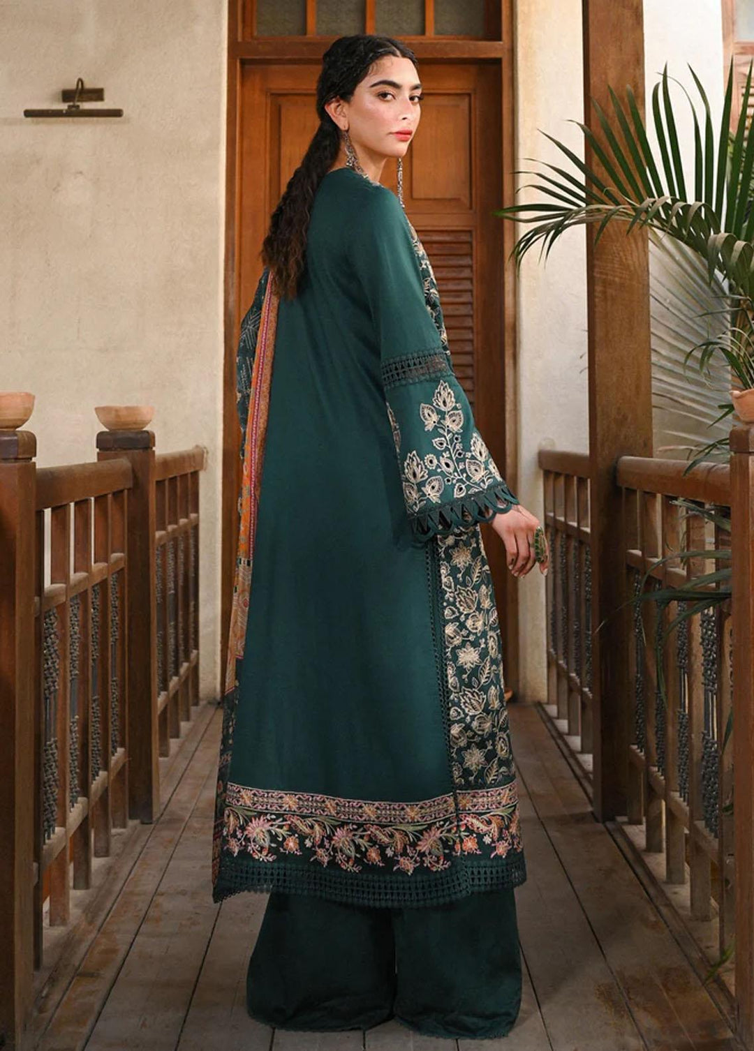 Menakumare By Aabyaan Embroidered Schiffli Suits Unstitched 3 Piece ABY23M AE-05 Mumtaz - Eid Collection