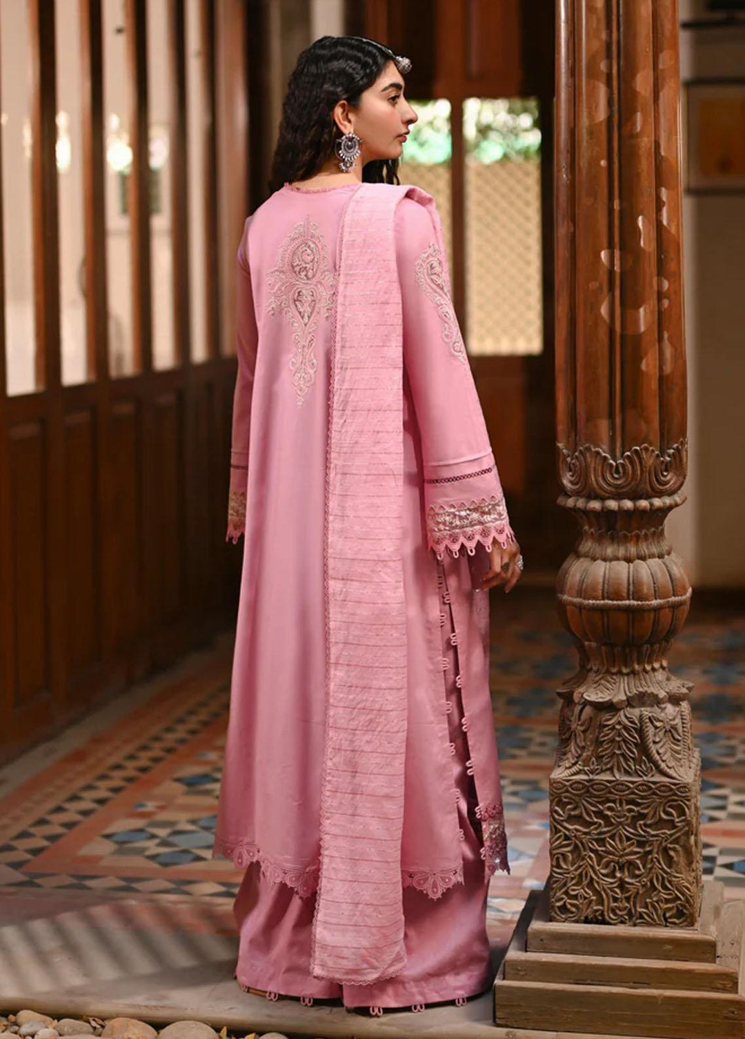 Menakumare By Aabyaan Embroidered Schiffli Suits Unstitched 3 Piece ABY23M AE-06 Leela - Eid Collection