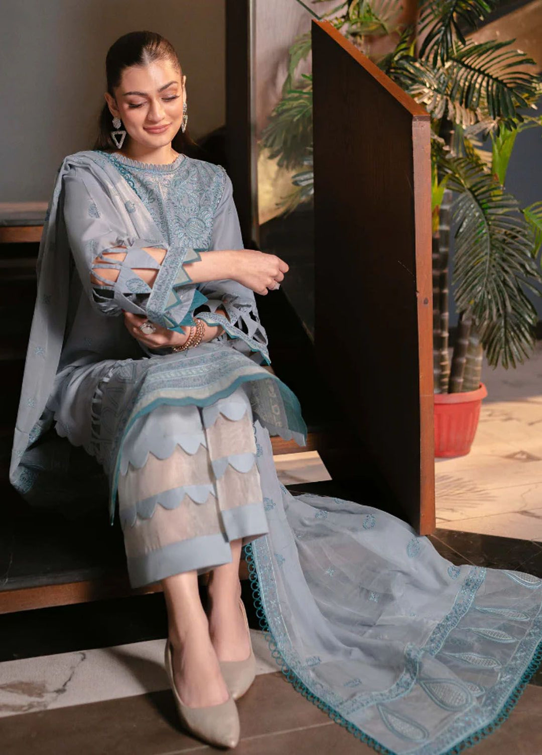 Meraki by Humdum Embroidered Lawn Suits Unstitched 3 Piece HD24M D-05 - Summer Collection