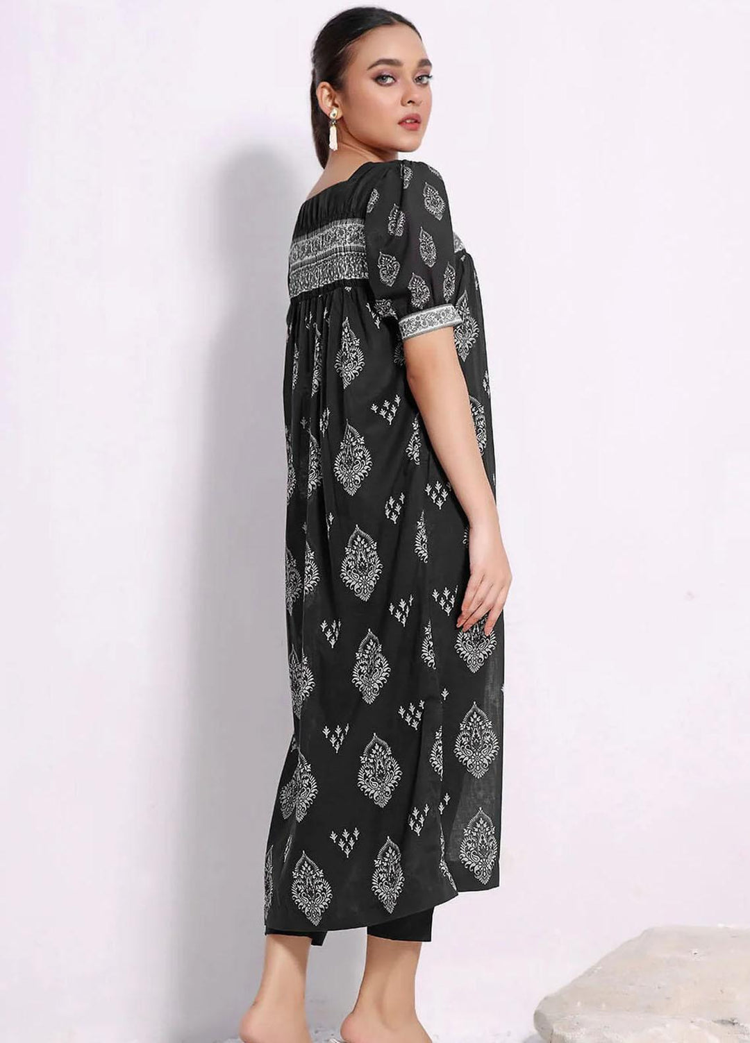 Meraki By Khas Printed Lawn Suits Unstitched 2 Piece KHS23M RKT-1899 - Summer Collection