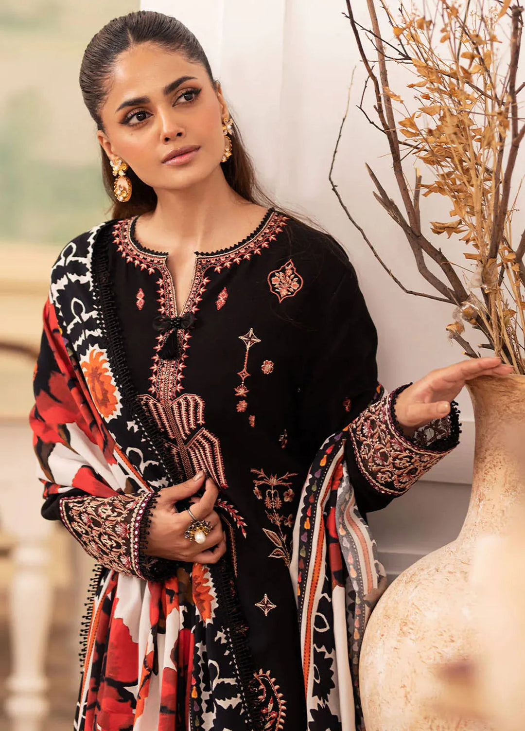Meraki By Roheenaz Embroidered Linen Suit Unstitched 3 Piece ENZ24M RNZ-01B Freya - Winter Collection