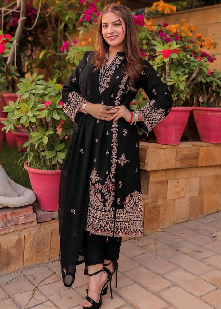 Merakish By Shahzeb Textiles Embroidered Chiffon Suits Unstitched 3 Piece ST23MKULC Rich Black - Luxury Collection