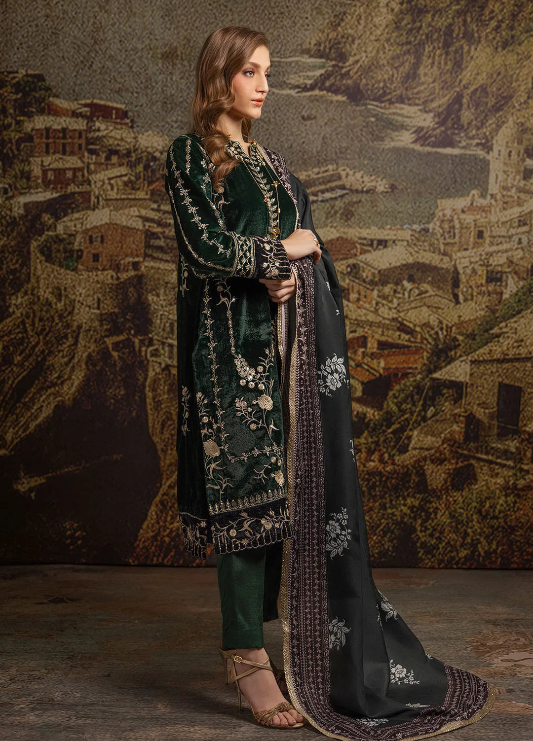Merakish by Shahzeb Textiles Embroidered Velvet Suit Unstitched 3 Piece ST24MV British Green - Luxury Collection