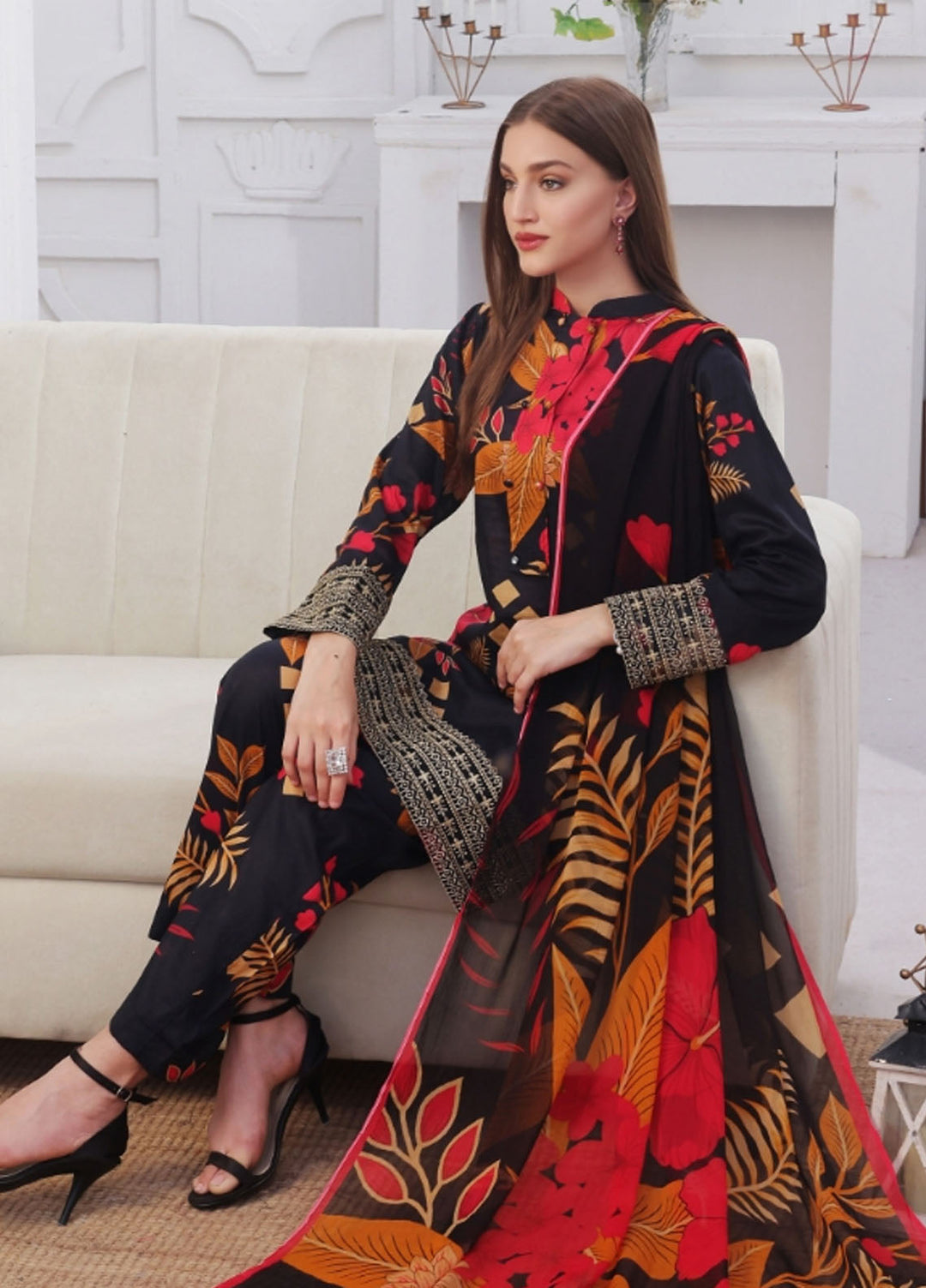 Midnight Murmurs By Feathers Pret Embroidered Lawn 3 Piece Suit Fioren