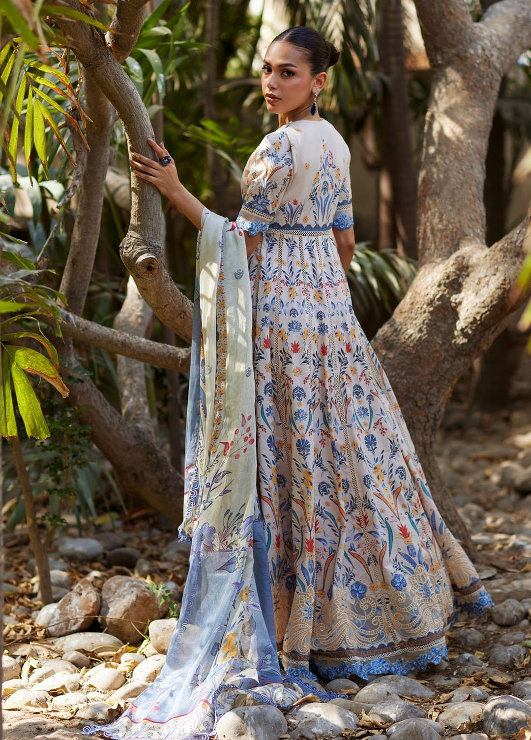 Mina Hasan Embroidered Lawn Suits Unstitched 3 Piece MNH25LL Taara - Festive Collection