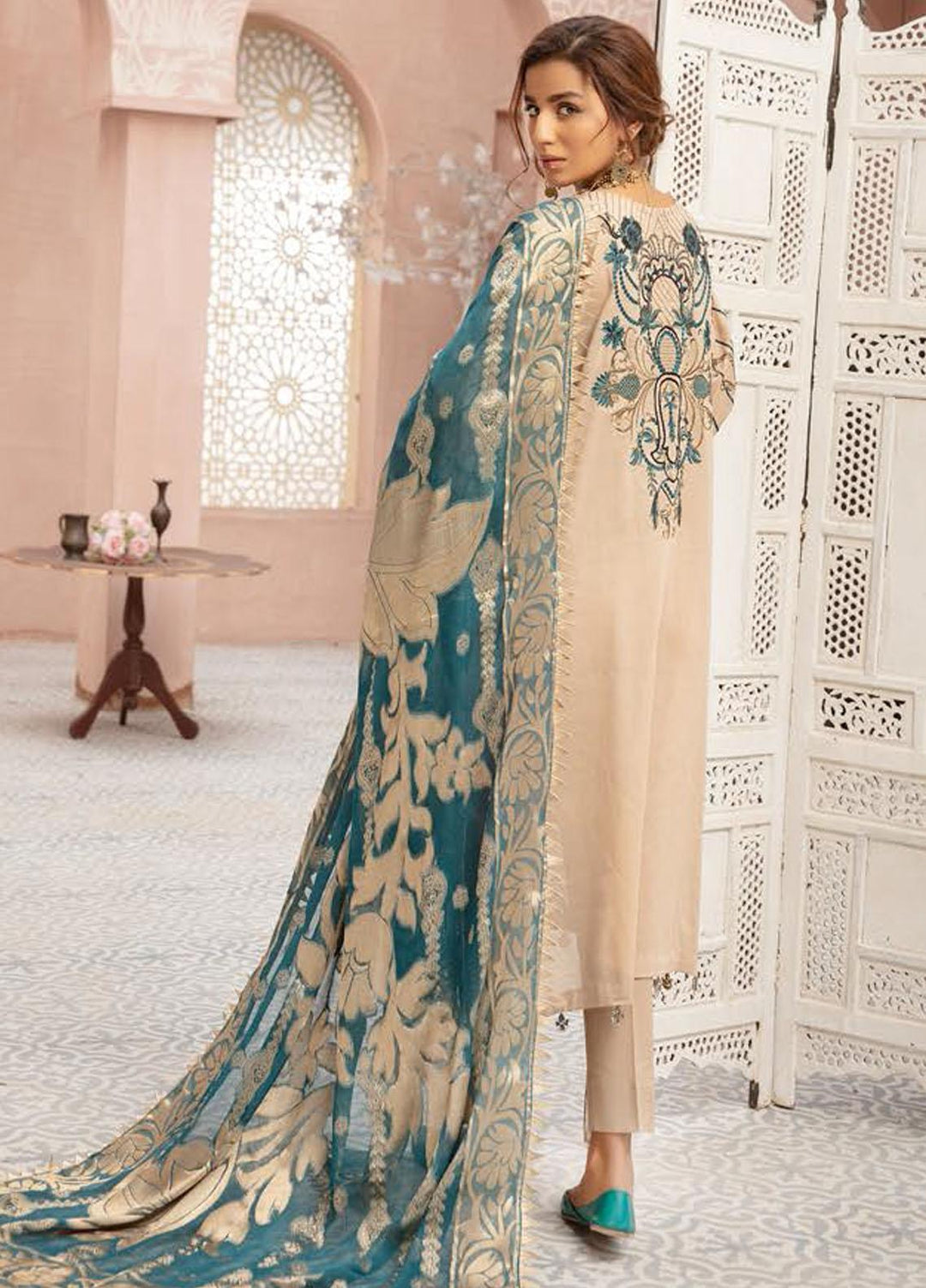 Mina Naqsh by Riaz Arts Embroidered Swiss Suits Unstitched 3 Piece RA21MN SL-04 - Summer Collection