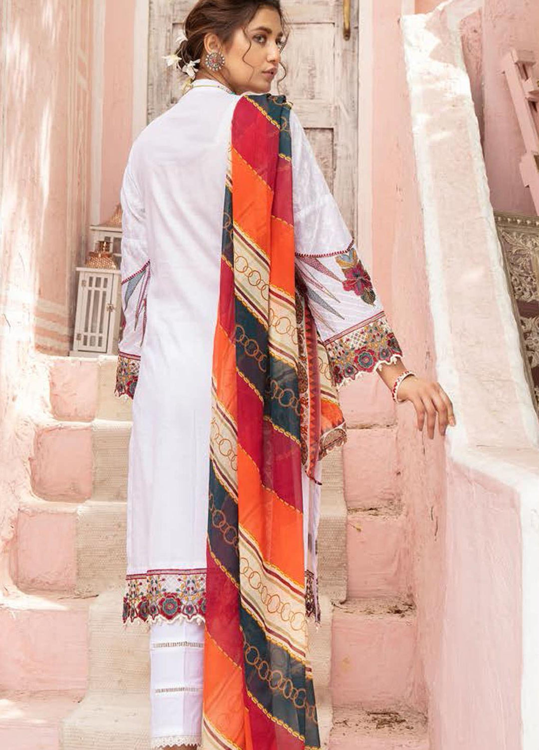 Mina by Riaz Arts Embroidered Lawn Suits Unstitched 3 Piece RA21SM SL-05 - Summer Collection