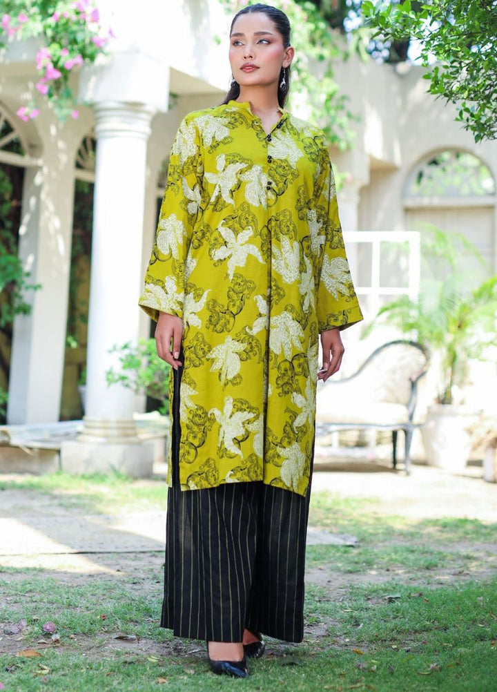 Minahil Printed Lawn Suits Unstitched 2 Piece MC-L-0227 - Summer Collection