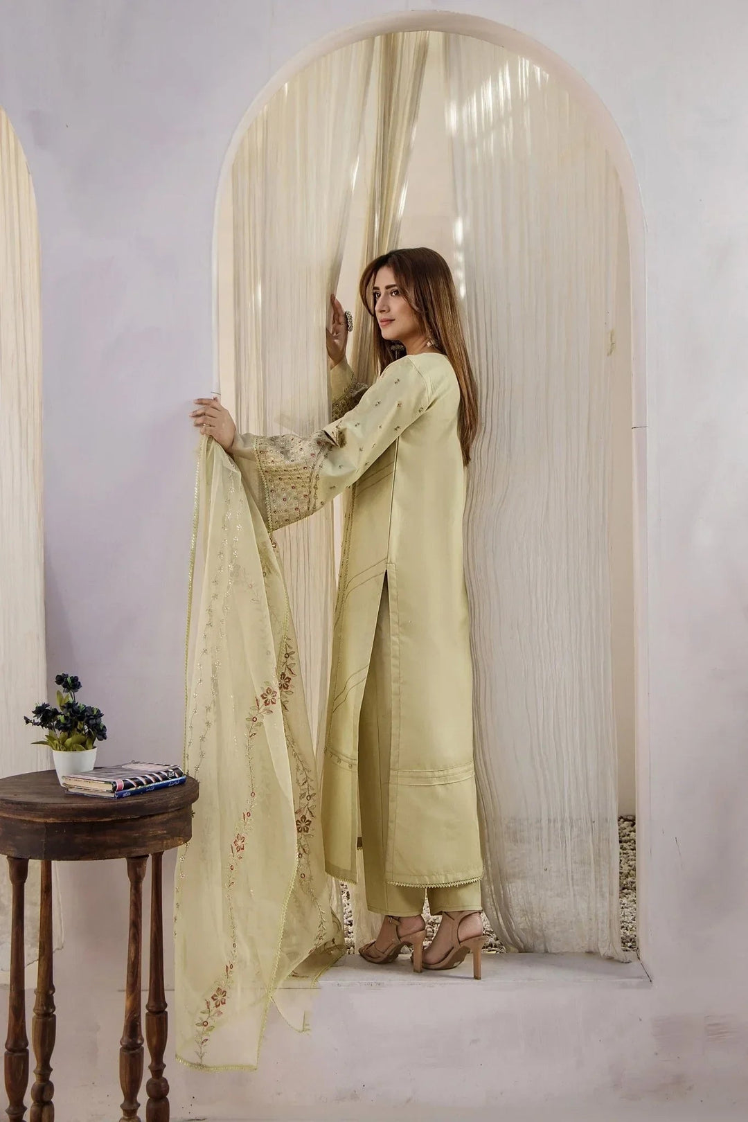 Sohani Rajwani By HM RTW Embroidered Lawn 3 Piece Suit MINT GOLD Festive Collection