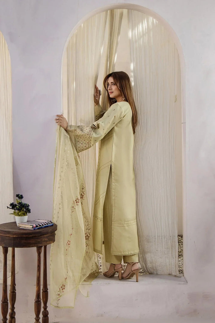 Sohani Rajwani By HM RTW Embroidered Lawn 3 Piece Suit MINT GOLD Festive Collection