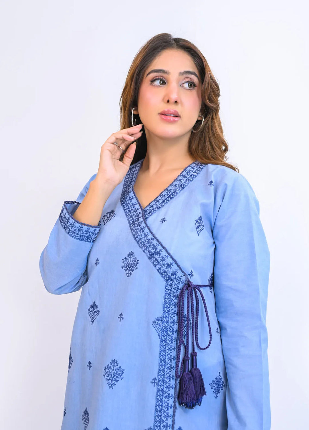 Miorah by Ayla Pret Embroidered Chambrey 2 Piece Suit Samaa