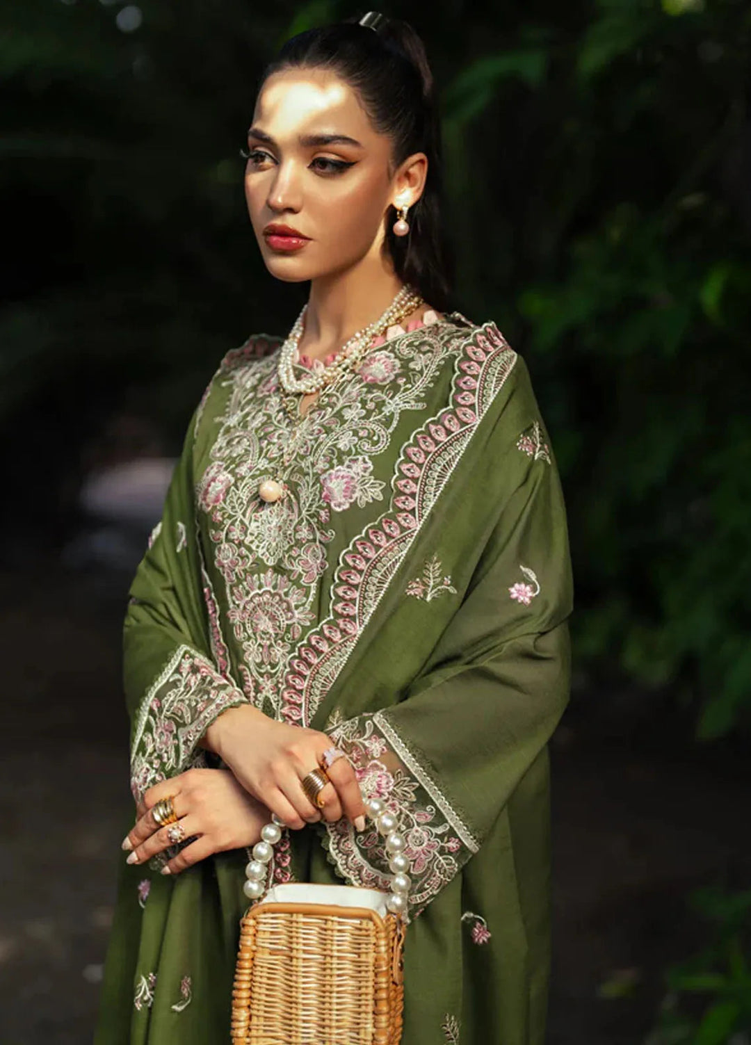 Miraal By Aabyaan Embroidered Chikankari Suit Unstitched 3 Piece ABY24M AV-01 Minah - Winter Collection