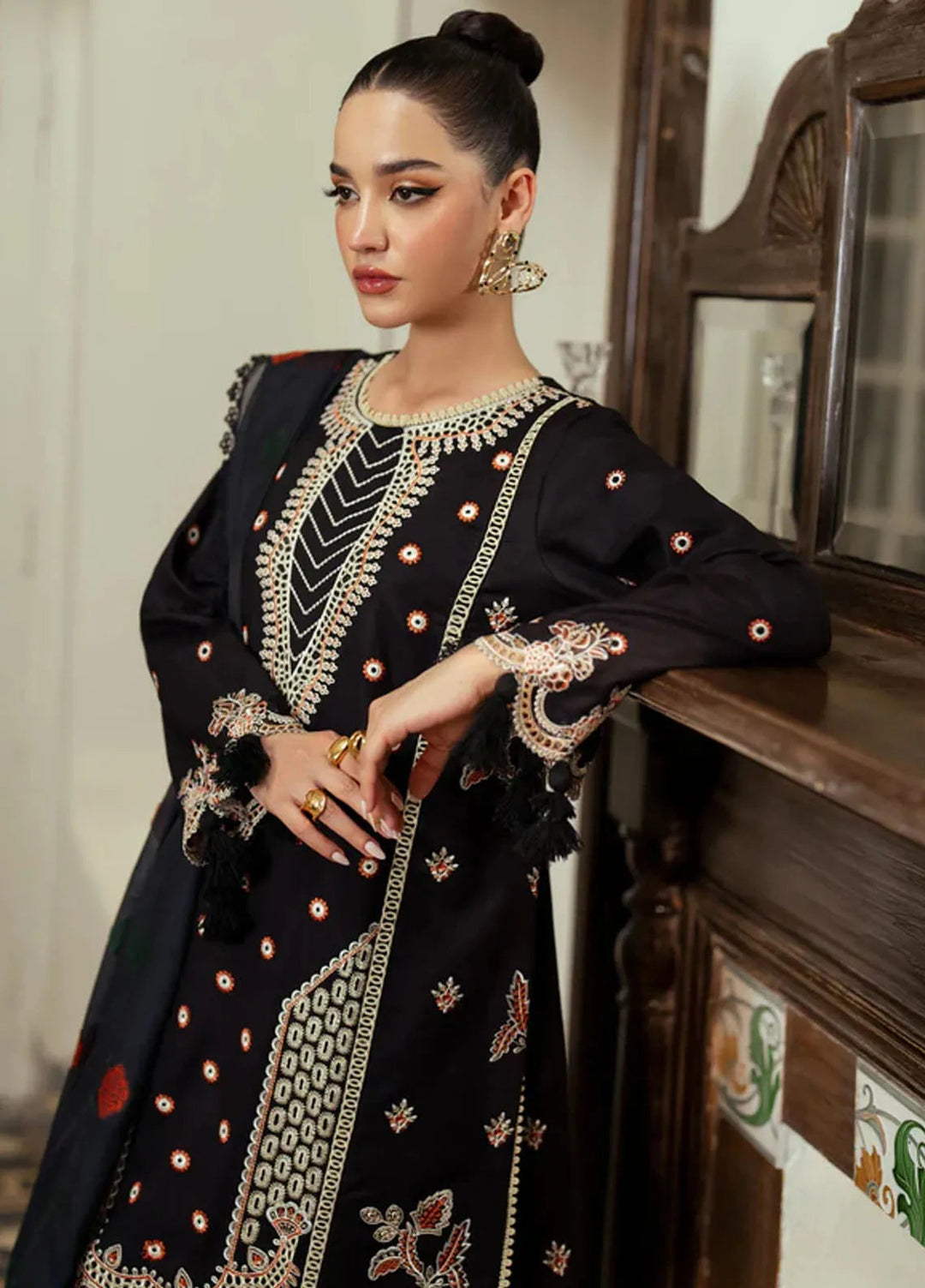 Miraal By Aabyaan Embroidered Chikankari Suit Unstitched 3 Piece ABY24M AV-09 Fatin - Winter Collection