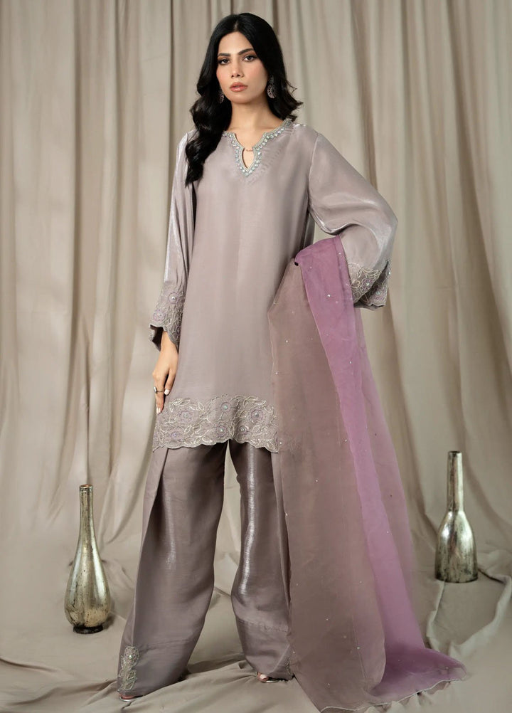 Miras Pret Embroidered Sheesha silk 3 Piece Suit Esme
