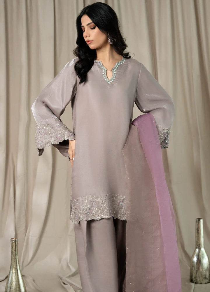 Miras Pret Embroidered Sheesha silk 3 Piece Suit Esme