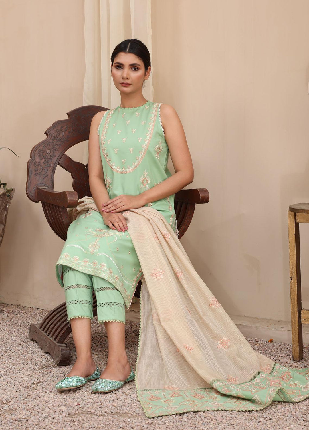 Mirha by Humdum Embroidered Lawn Suits Unstitched 3 Piece HD22M 07 - Summer Collection