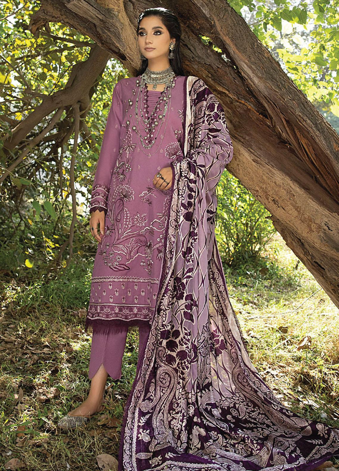 Mirk By Humdum Embroidered Wool Suits Unstitched 3 Piece HD23MK D-06 - Winter Collection