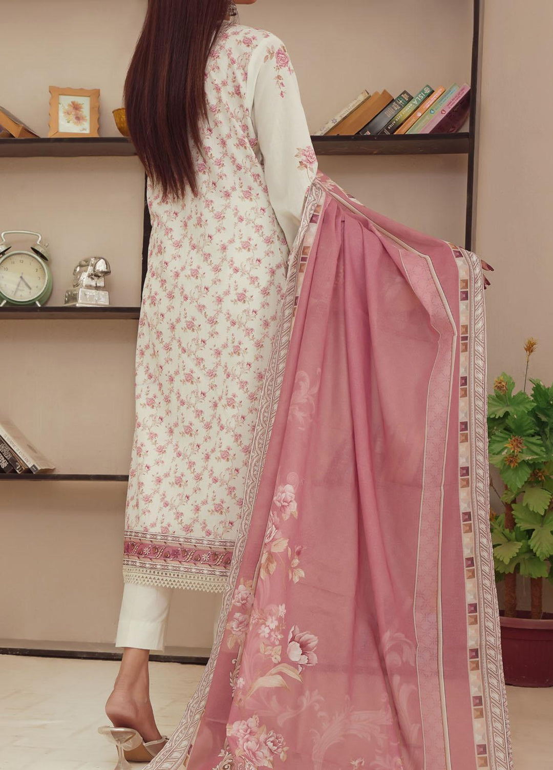 Misri By VS Textiles Printed Lawn Suits Unstitched 3 Piece VS23M 19 - Summer Collection