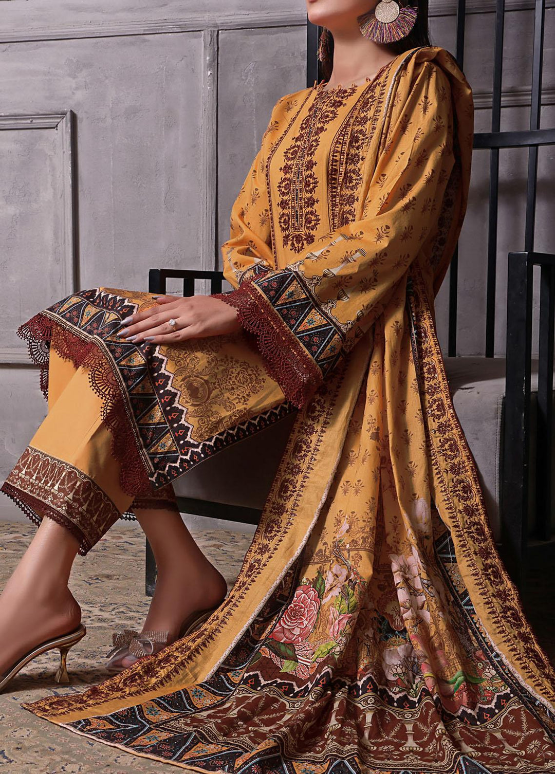 Misri By VS Textiles Embroidered Lawn Suits Unstitched 3 Piece VS23ME D-190 - Summer Collection