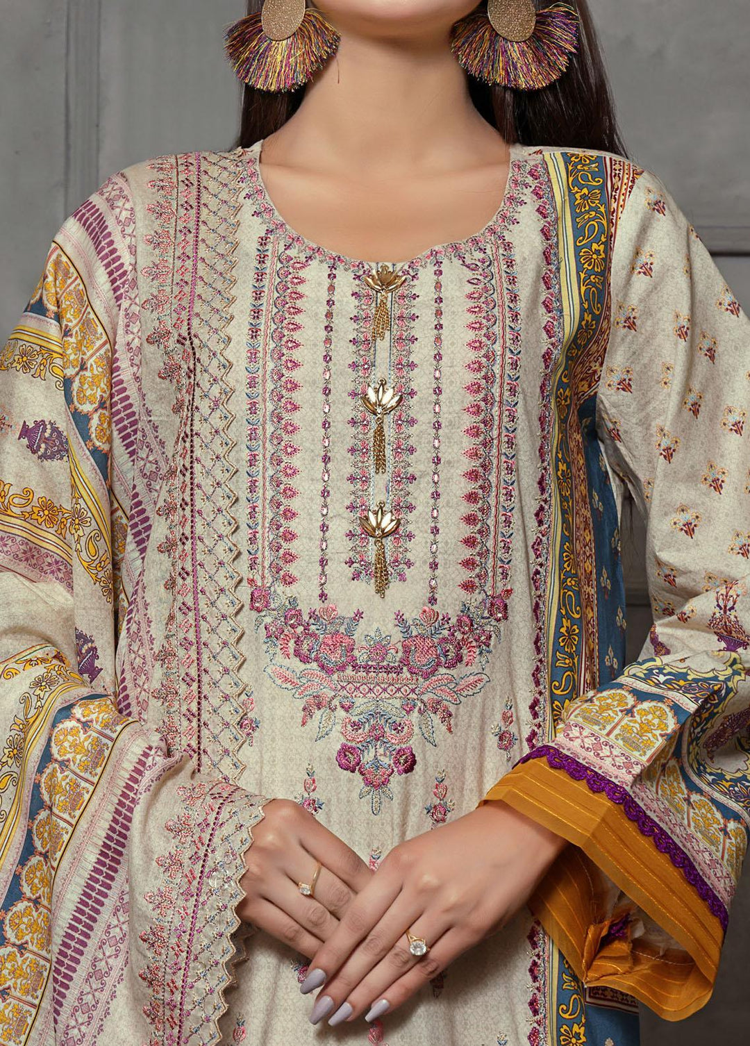 Misri By VS Textiles Embroidered Lawn Suits Unstitched 3 Piece VS23ME D-191 - Summer Collection