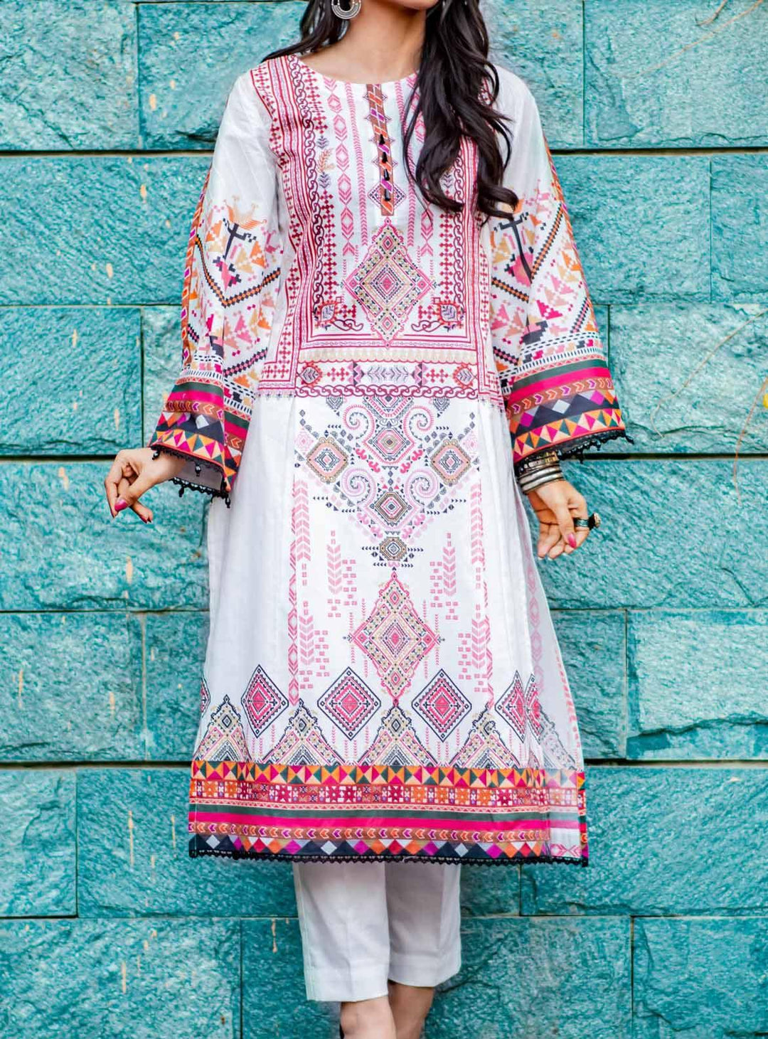 Mizaj Printed Lawn  Unstitched Kurti MZ22S S1L-220162 - Summer Collection