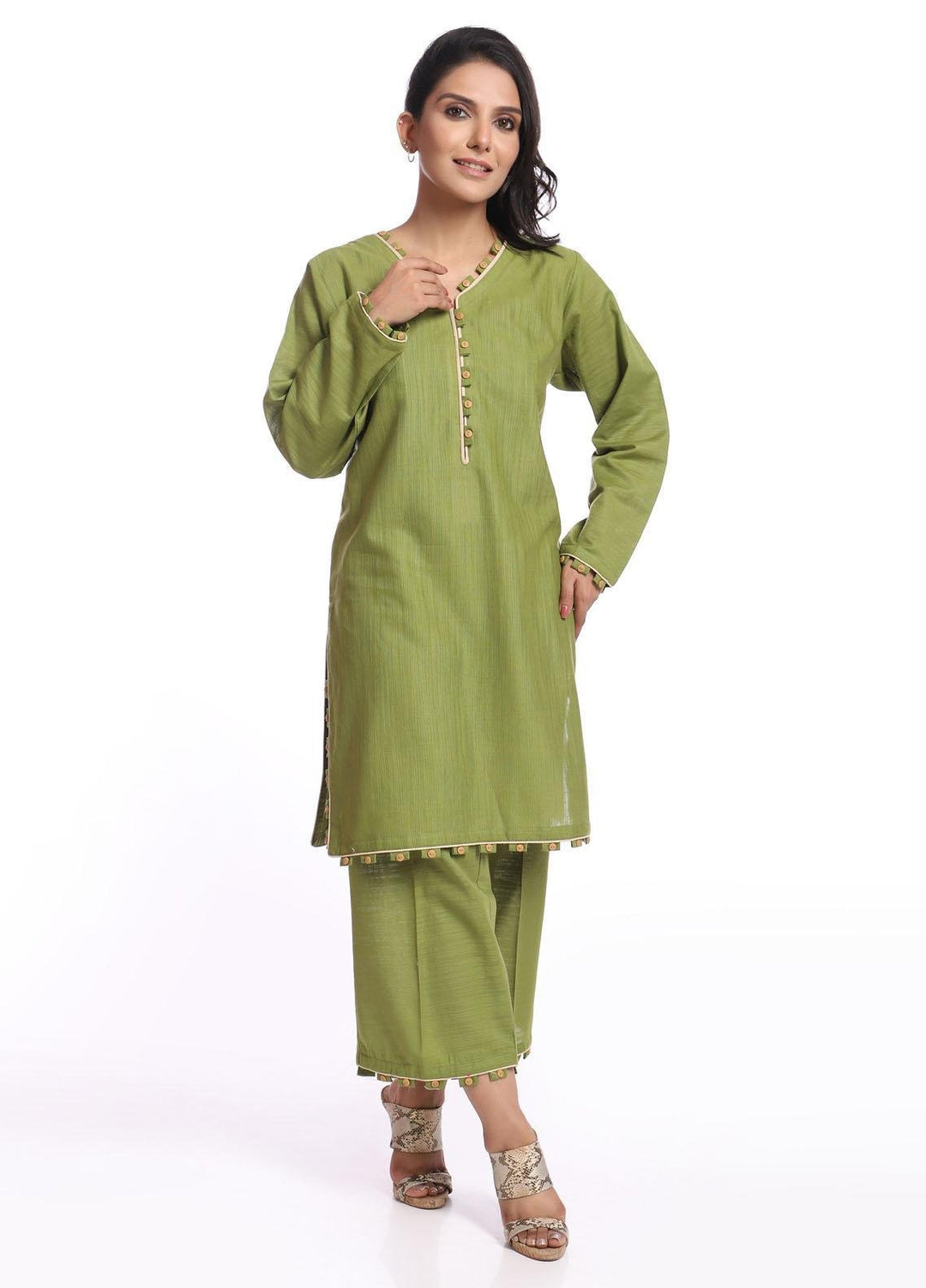 Modest Pret  Khaddar 2 Piece Dress MD22GFT W90 Bahaar