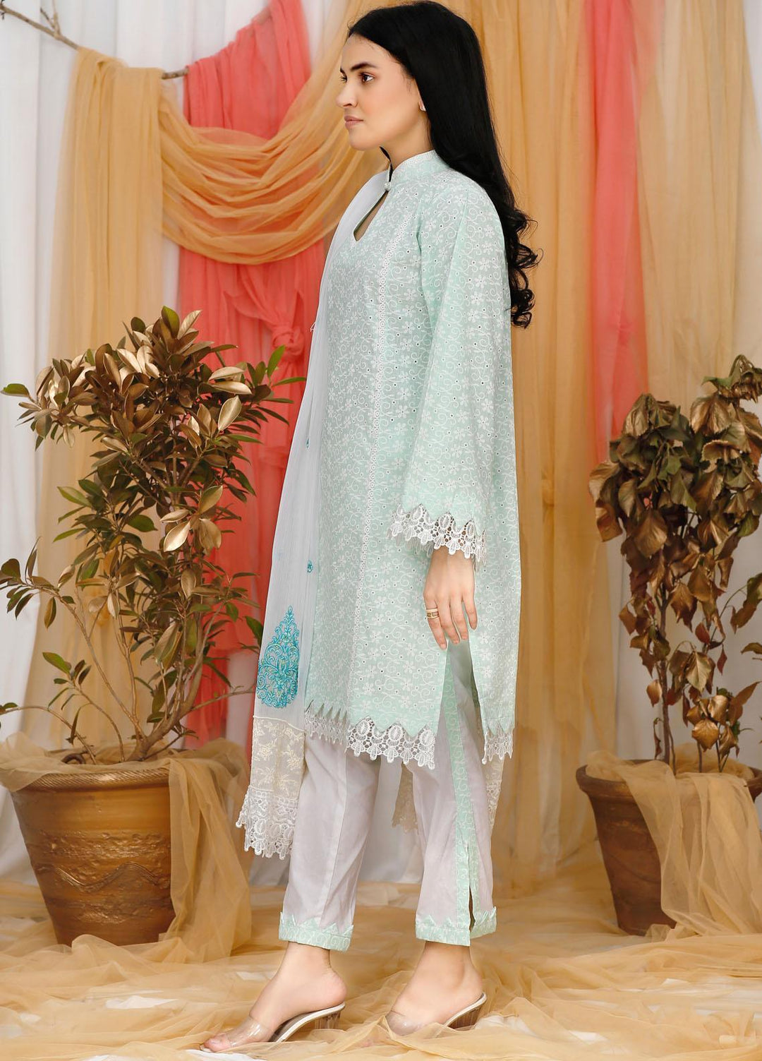 Modest Casual Pret  Lawn 3 Piece Suit W113-Green