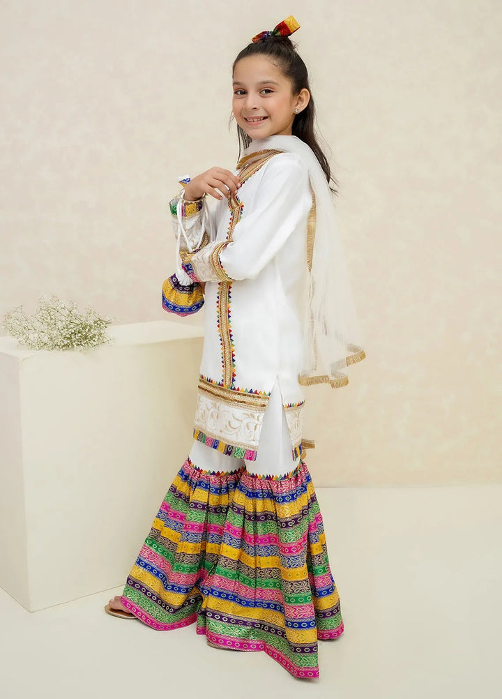 Modest Pret Emblished Raw Silk 3 Piece Suit Mah e Noor White