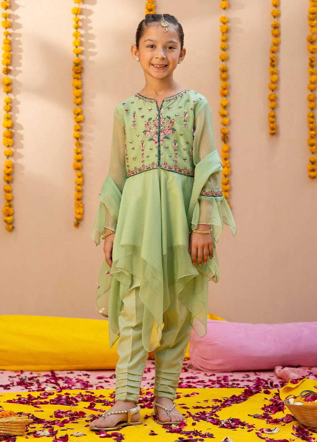 Modest Pret Embroidered Chiffon 3 Piece Suit Naz