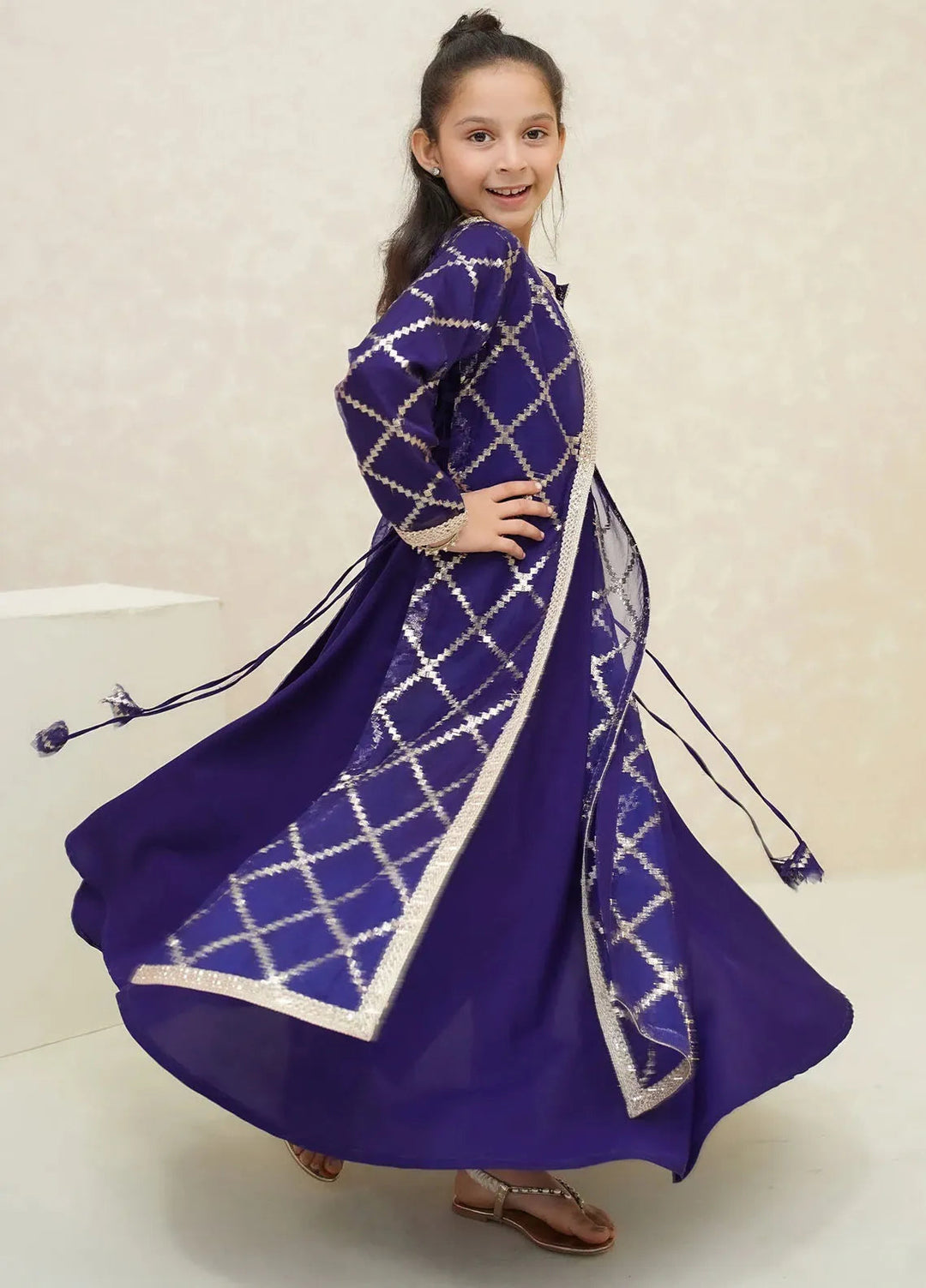 Modest Pret Embroidered Organza 3 Piece Suit Neel