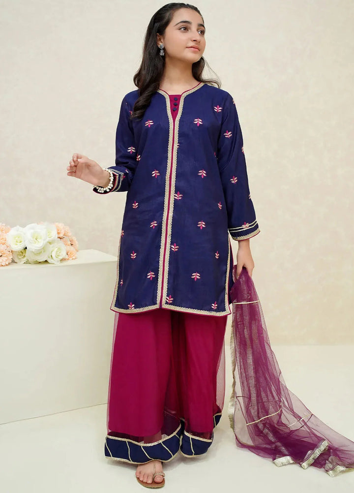 Modest Pret Embroidered Raw Silk 3 Piece Suit Kohinoor
