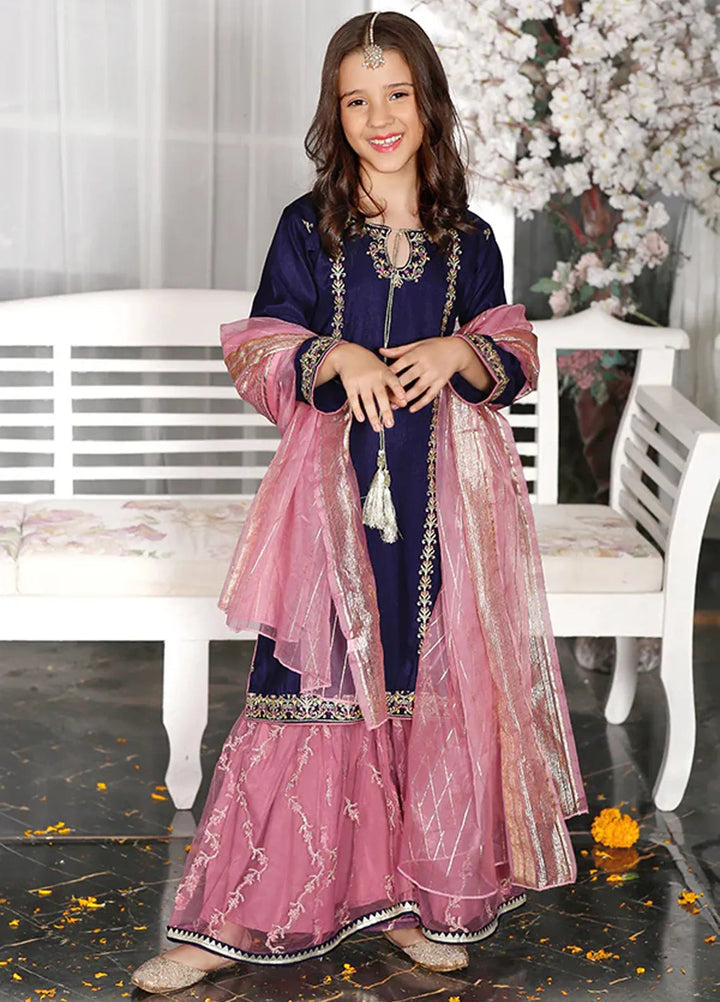 Modest Pret Embroidered Rawsilk 3 Piece Suit Gulnoor
