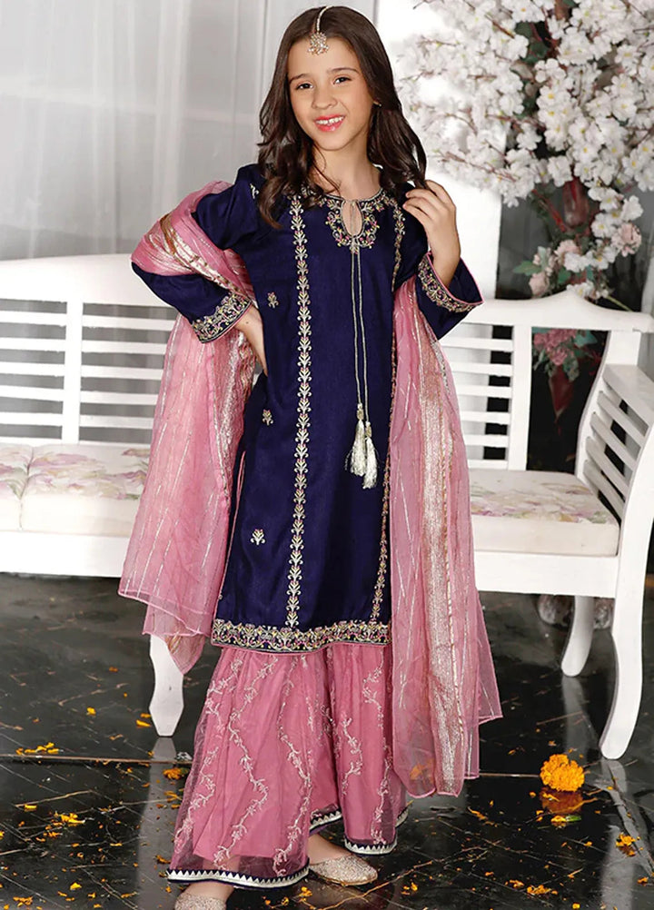 Modest Pret Embroidered Rawsilk 3 Piece Suit Gulnoor