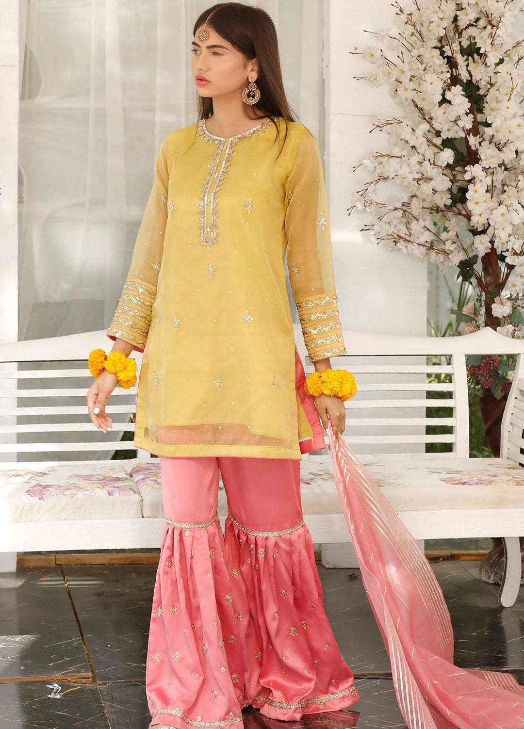 Modest Pret  Missouri 3 Piece Suit Zareen W176-Yellow
