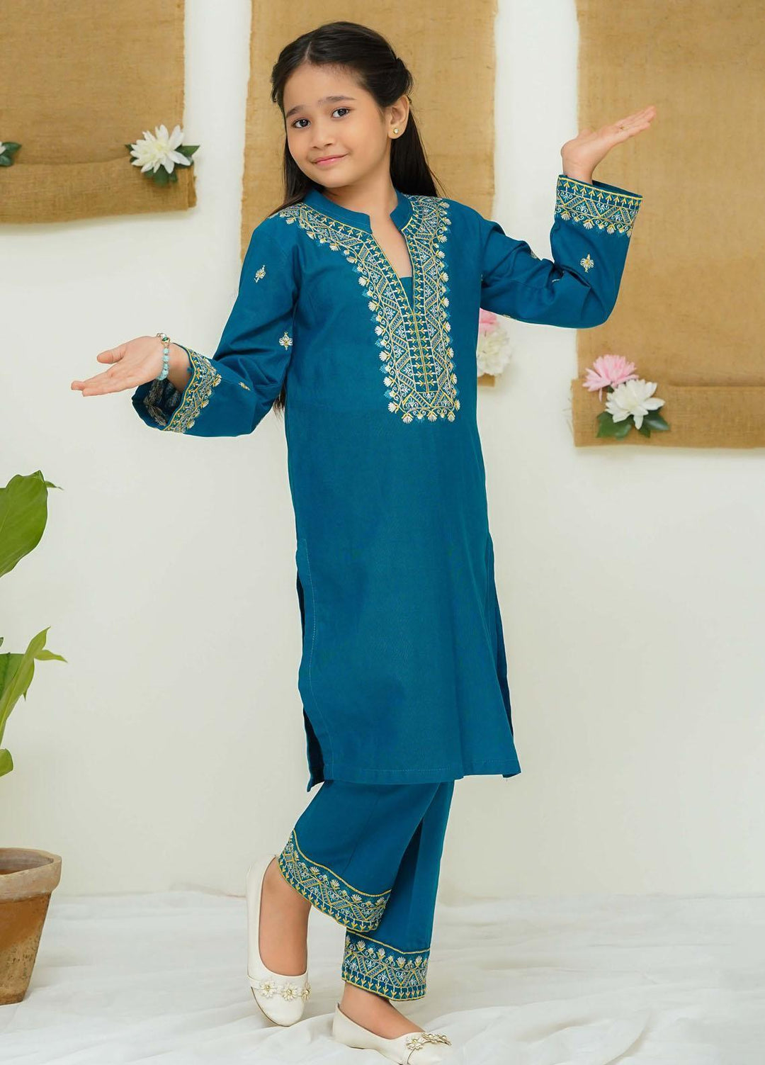 Modest Khaddar Casual 2 Piece Suit for Girls -  Serene