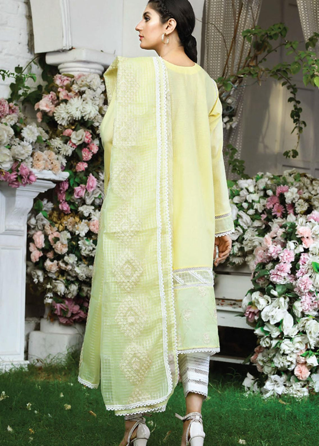 Mohabat Naama By Aalaya Embroidered Lawn Suits Unstitched 3 Piece ALY22MN 05 Mehroze - Summer Collection