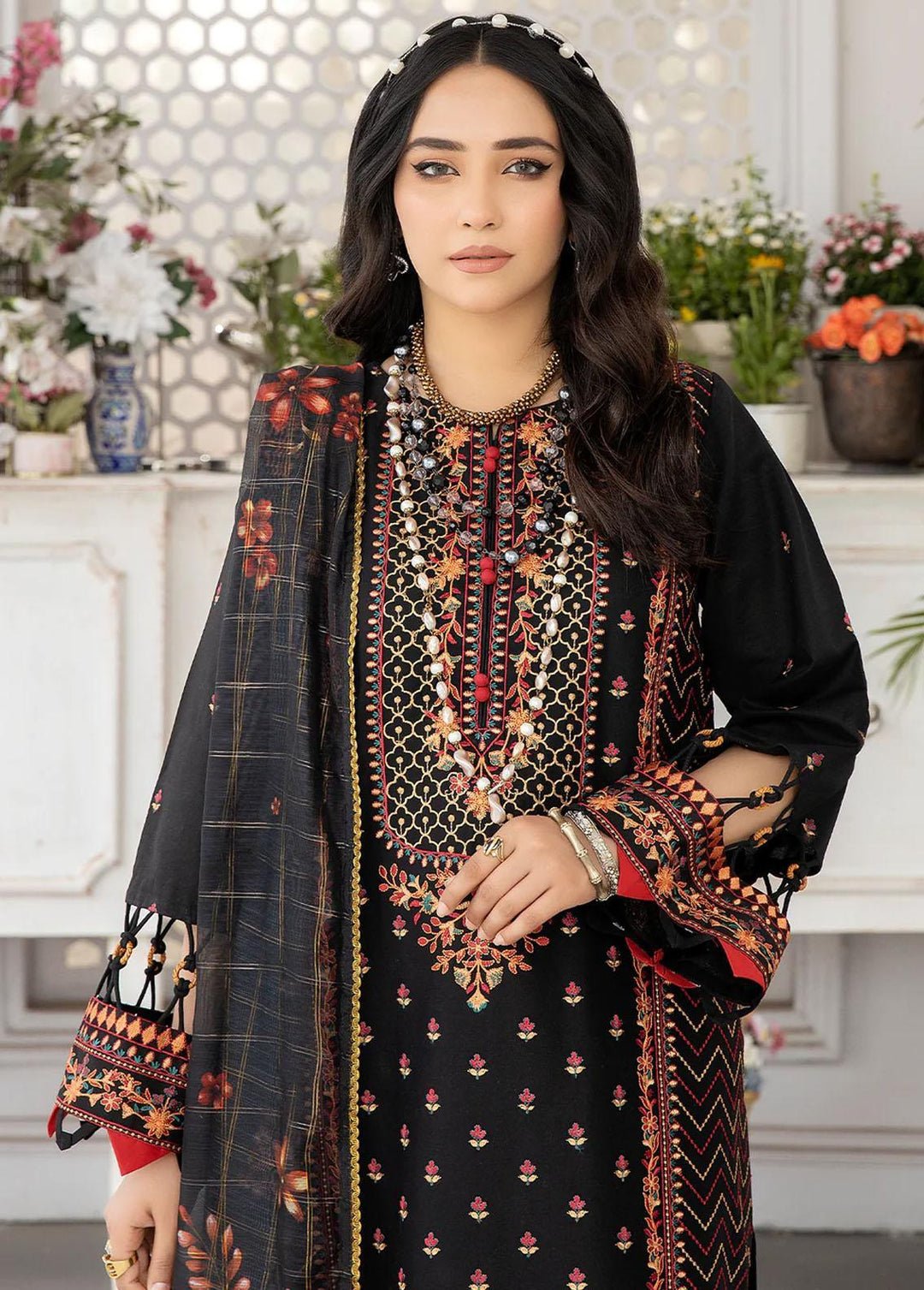 Mohagni Pret Embroidered Lawn 3 Piece Suit BM-03