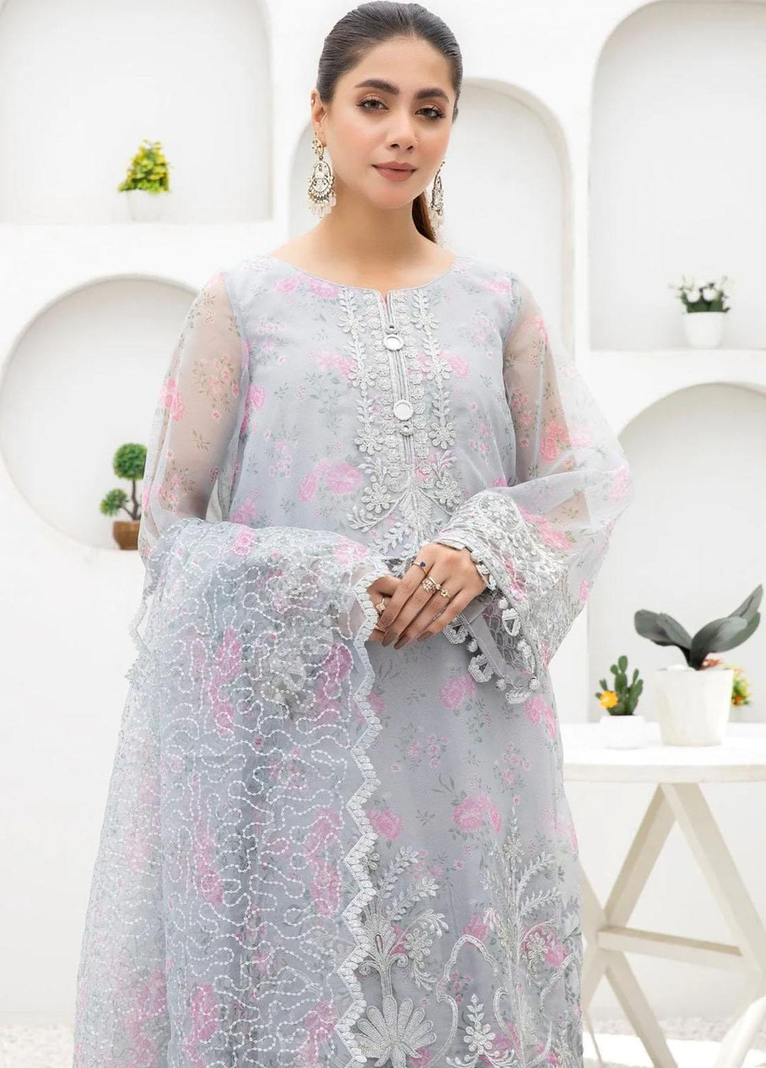 Mohagni Pret Embroidered Organza 3 Piece Suit POM-08