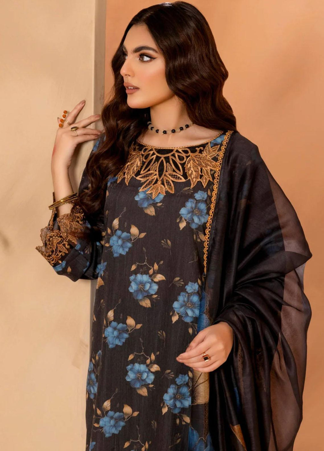 Mohagni Pret Embroidered Slub 3 Piece Suit SBLS-14