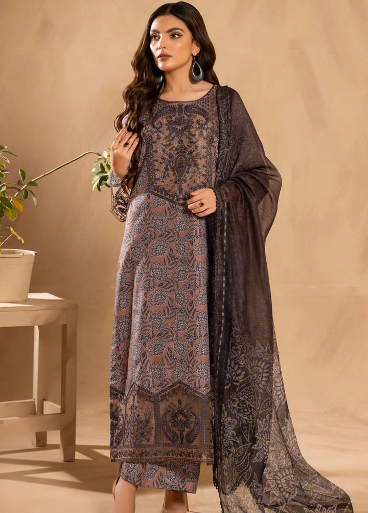 Mohagni Pret Embroidered Slub 3 Piece Suit SBLS-19