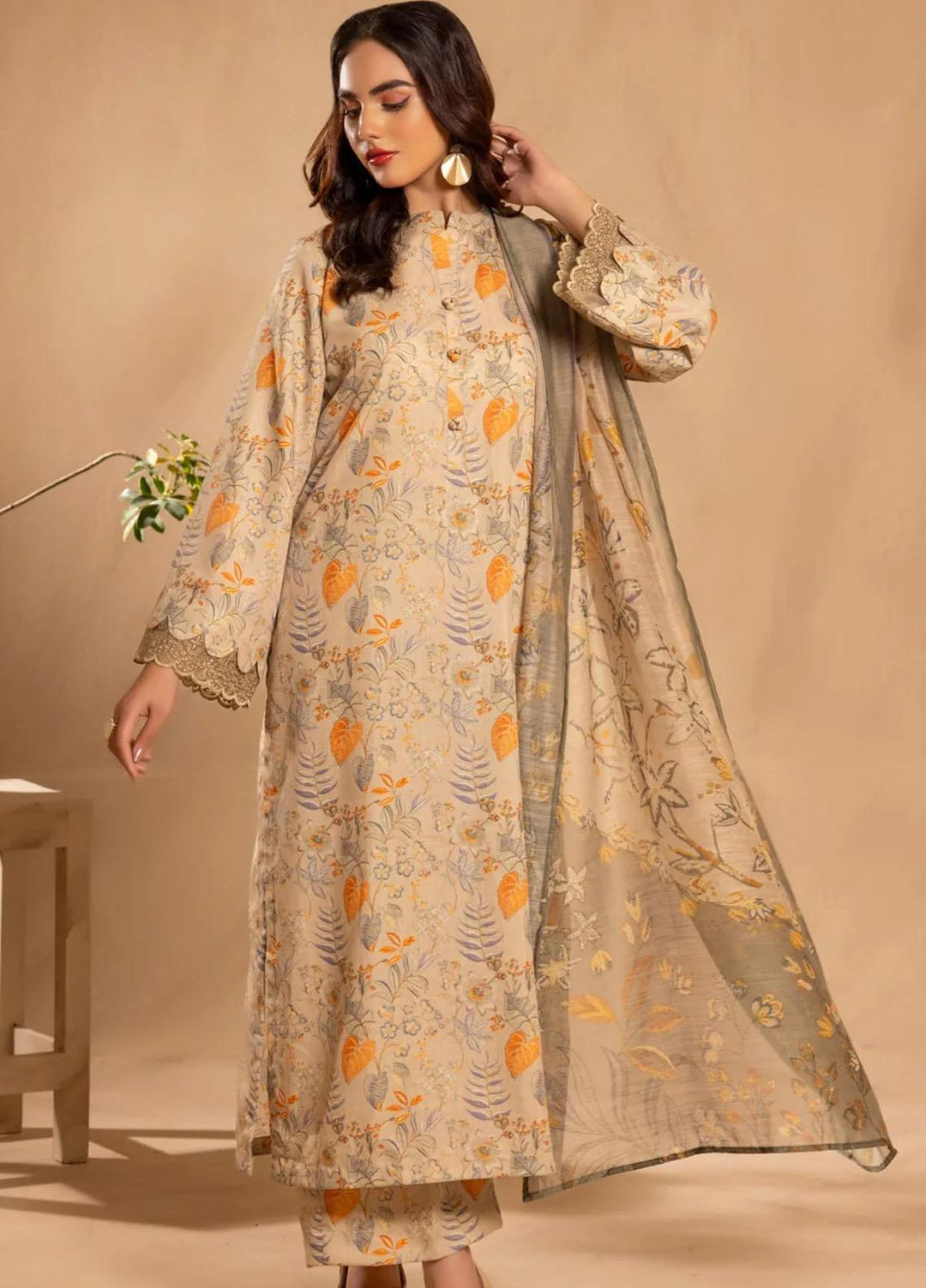 Mohagni Pret Embroidered Slub 3 Piece Suit SBLS-21