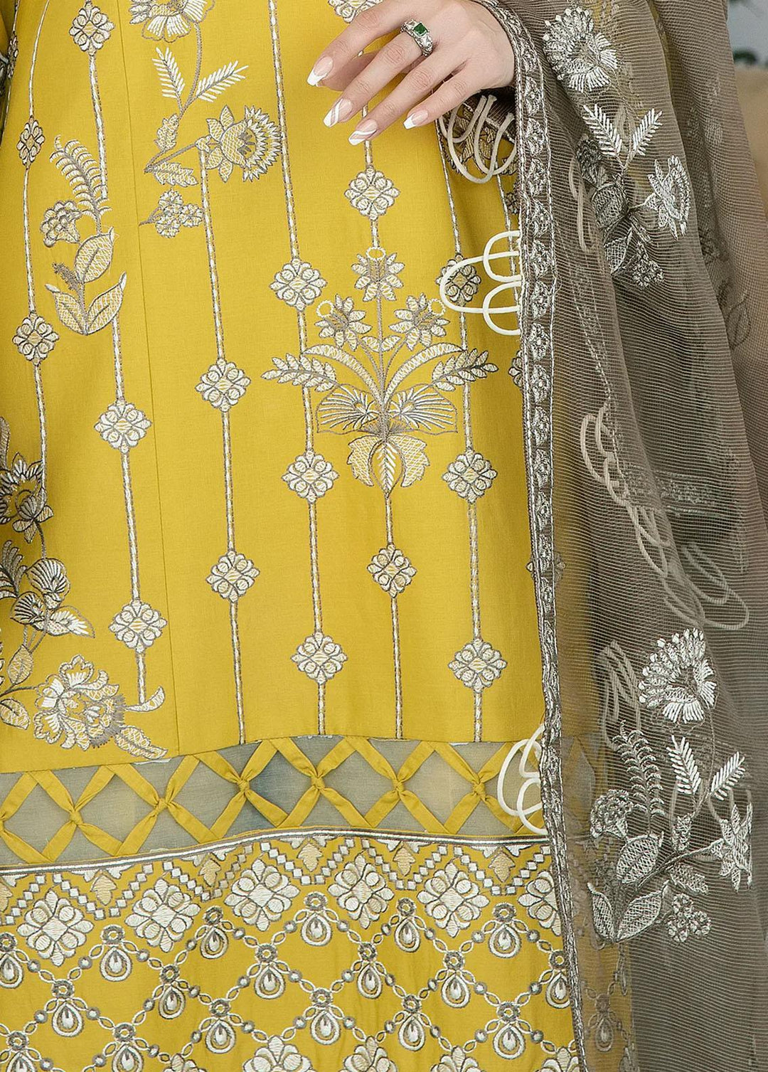 Mohagni Embroidered Lawn Suits Unstitched 3 Piece AM-01 - Summer Collection