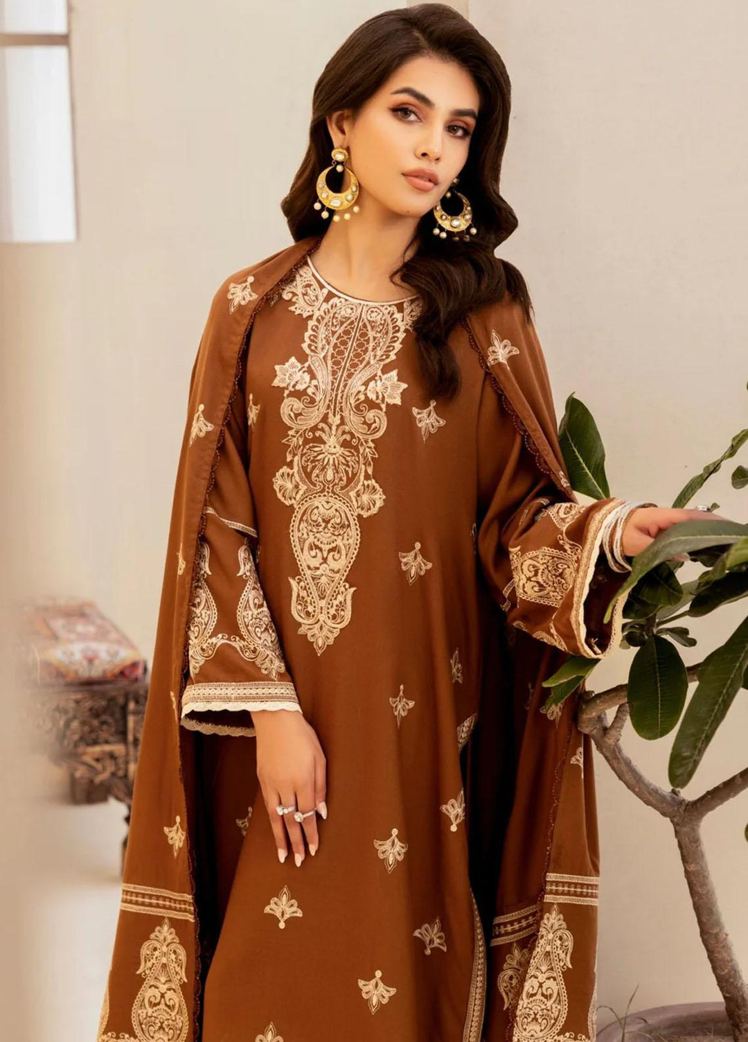 Mohagni Embroidered Dhanak Suits Unstitched 3 Piece MWS-02 - Winter Collection
