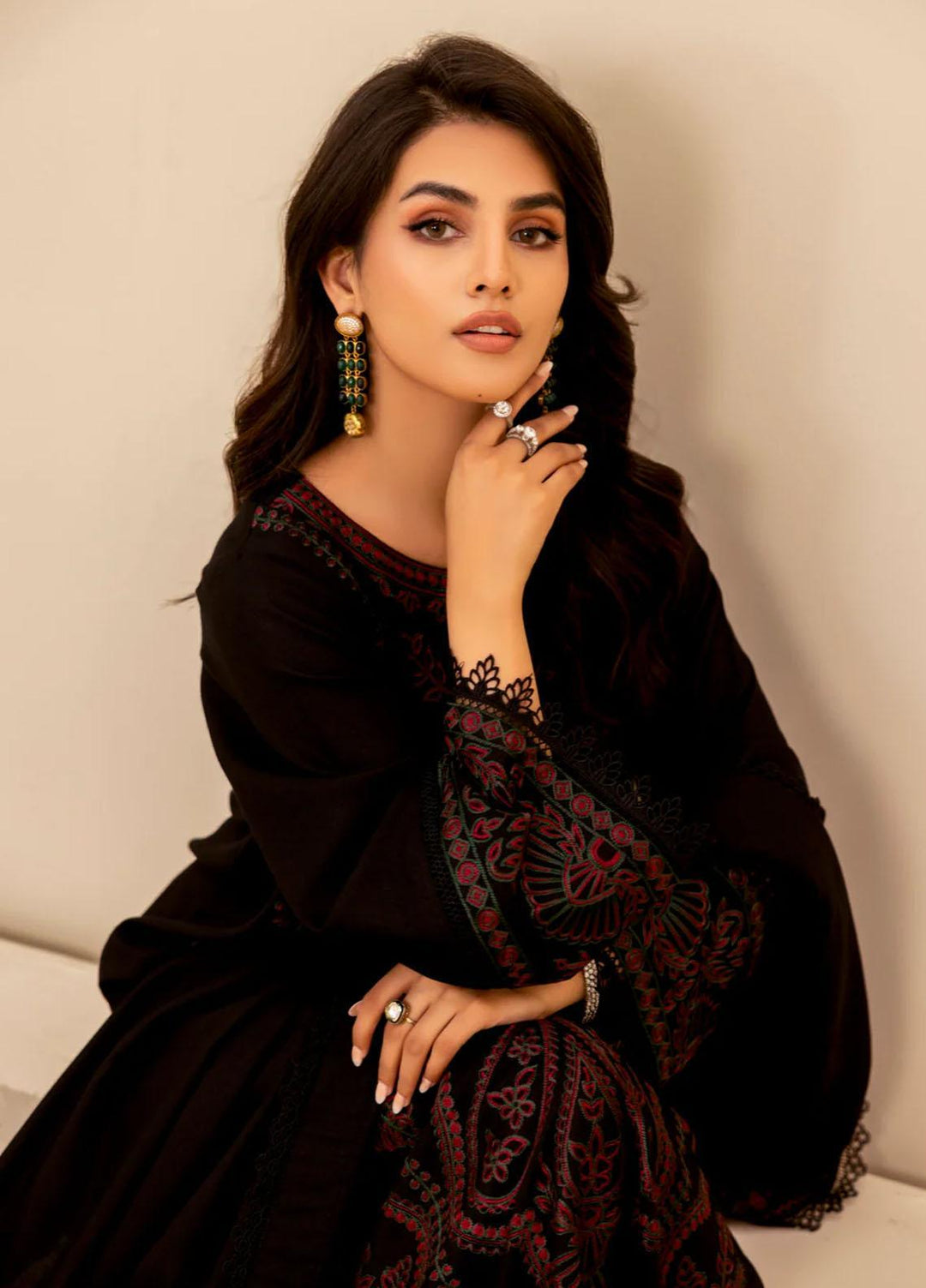 Mohagni Embroidered Dhanak Suits Unstitched 3 Piece MWS-03 - Winter Collection