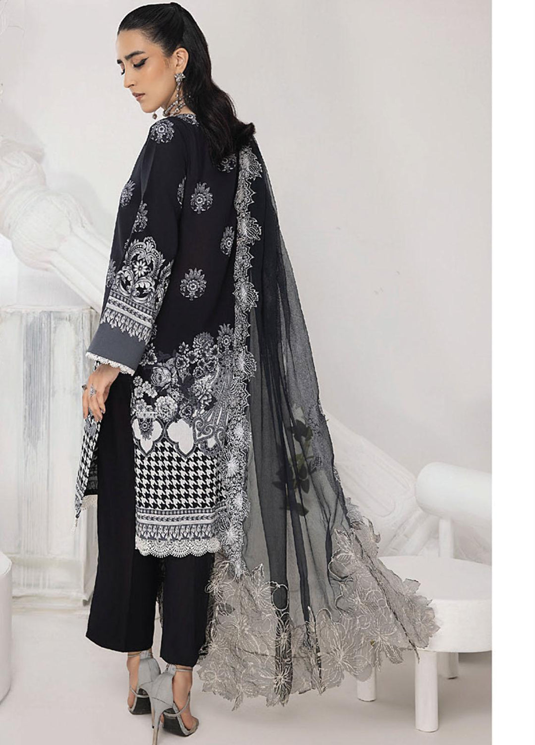 Monochrome By Humdum Embroidered Lawn Suits Unstitched 3 Piece HD23MC D-01 - Summer Collection