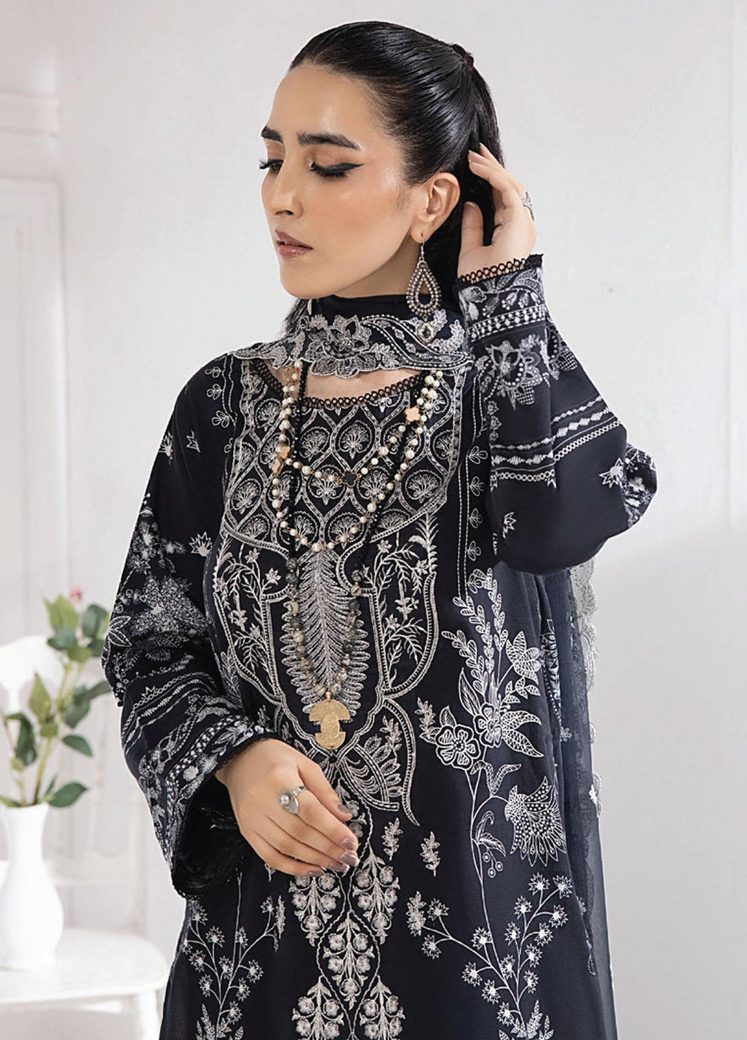 Monochrome By Humdum Embroidered Lawn Suits Unstitched 3 Piece HD23MC D-03 - Summer Collection