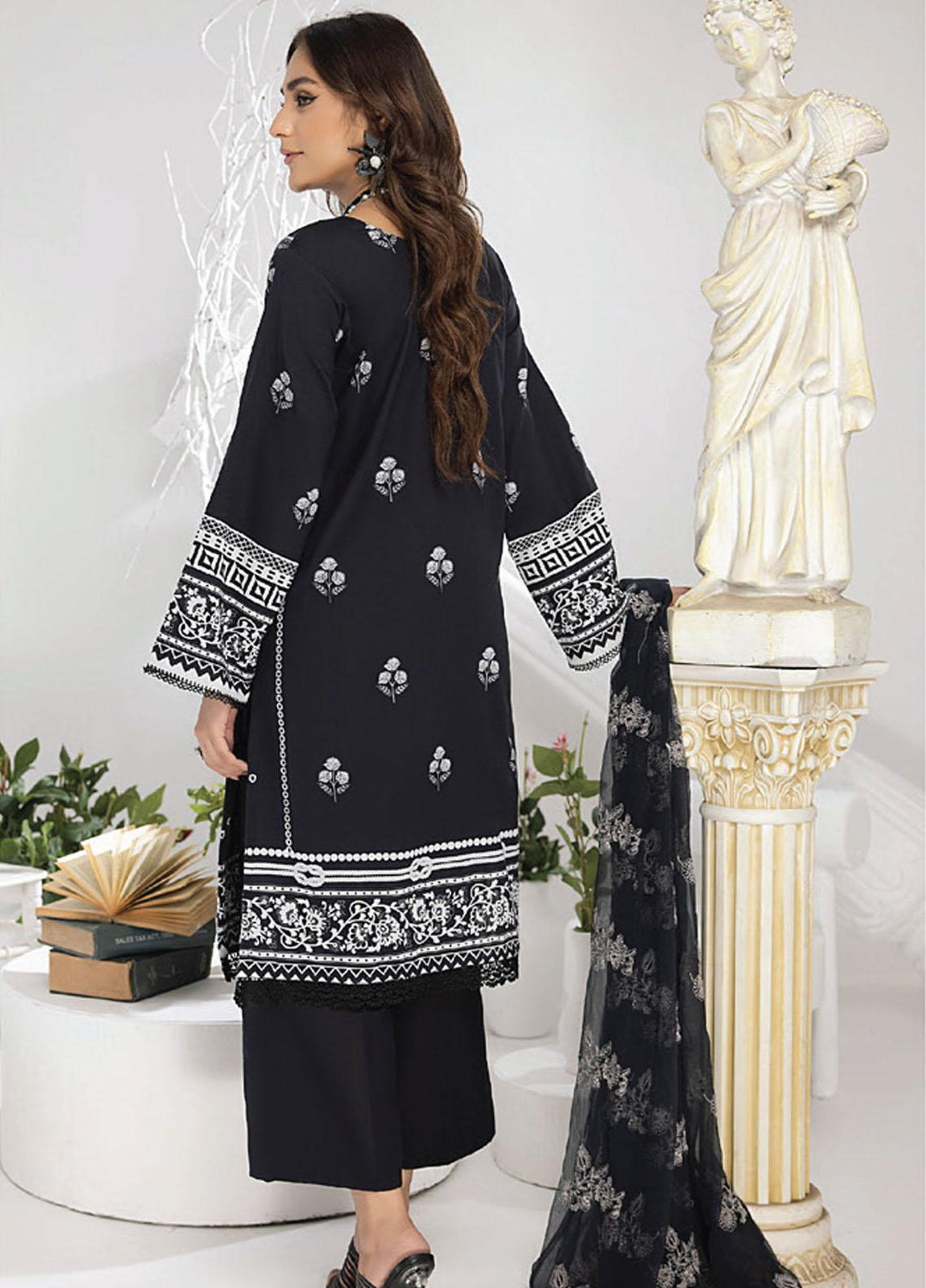 Monochrome By Humdum Embroidered Lawn Suits Unstitched 3 Piece HD23MC D-10 - Summer Collection