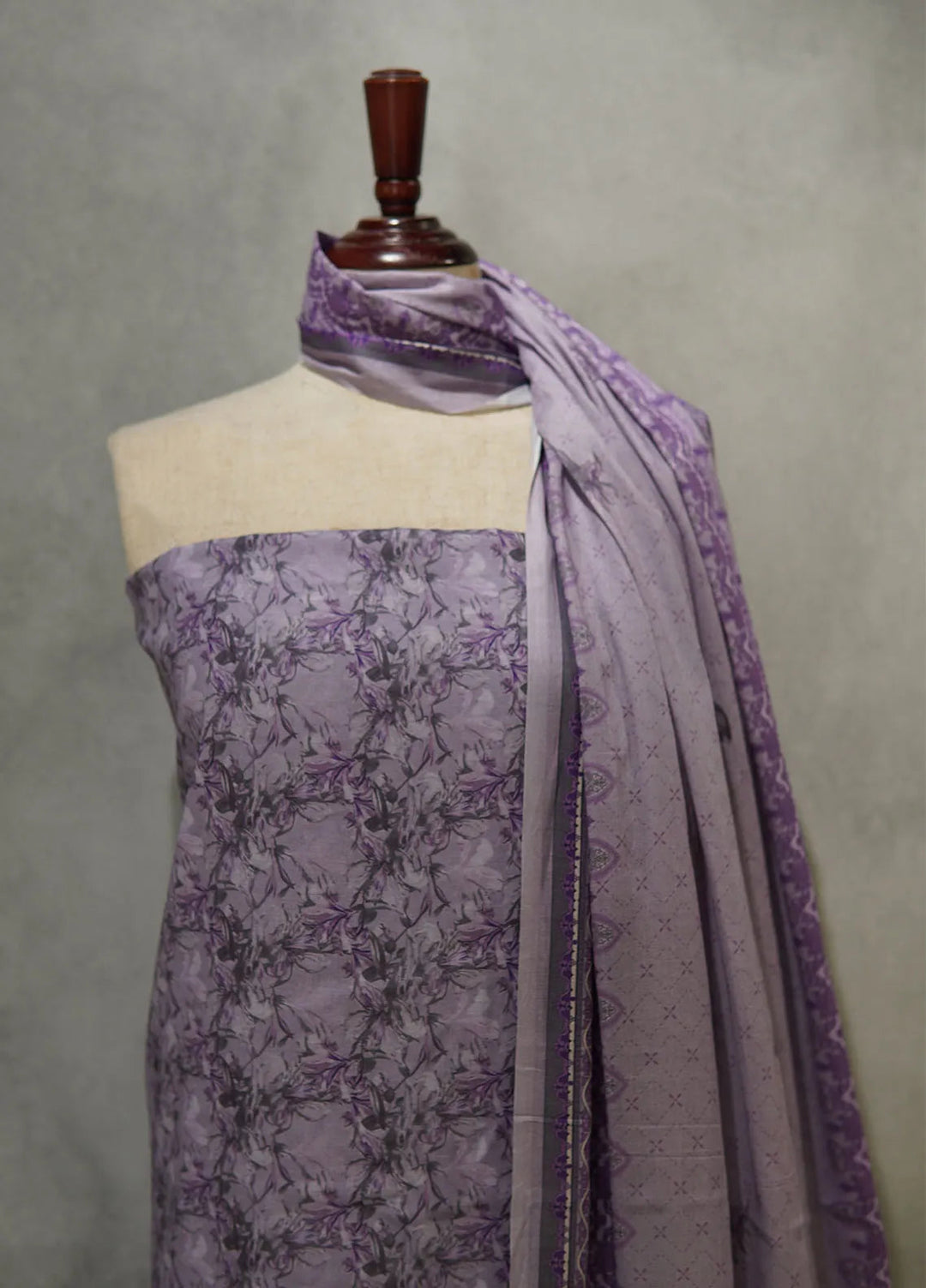 Mother By Bin Saeed Printed Lawn Suit Unstitched 3 Piece BS24M D-539 - Summer Collection