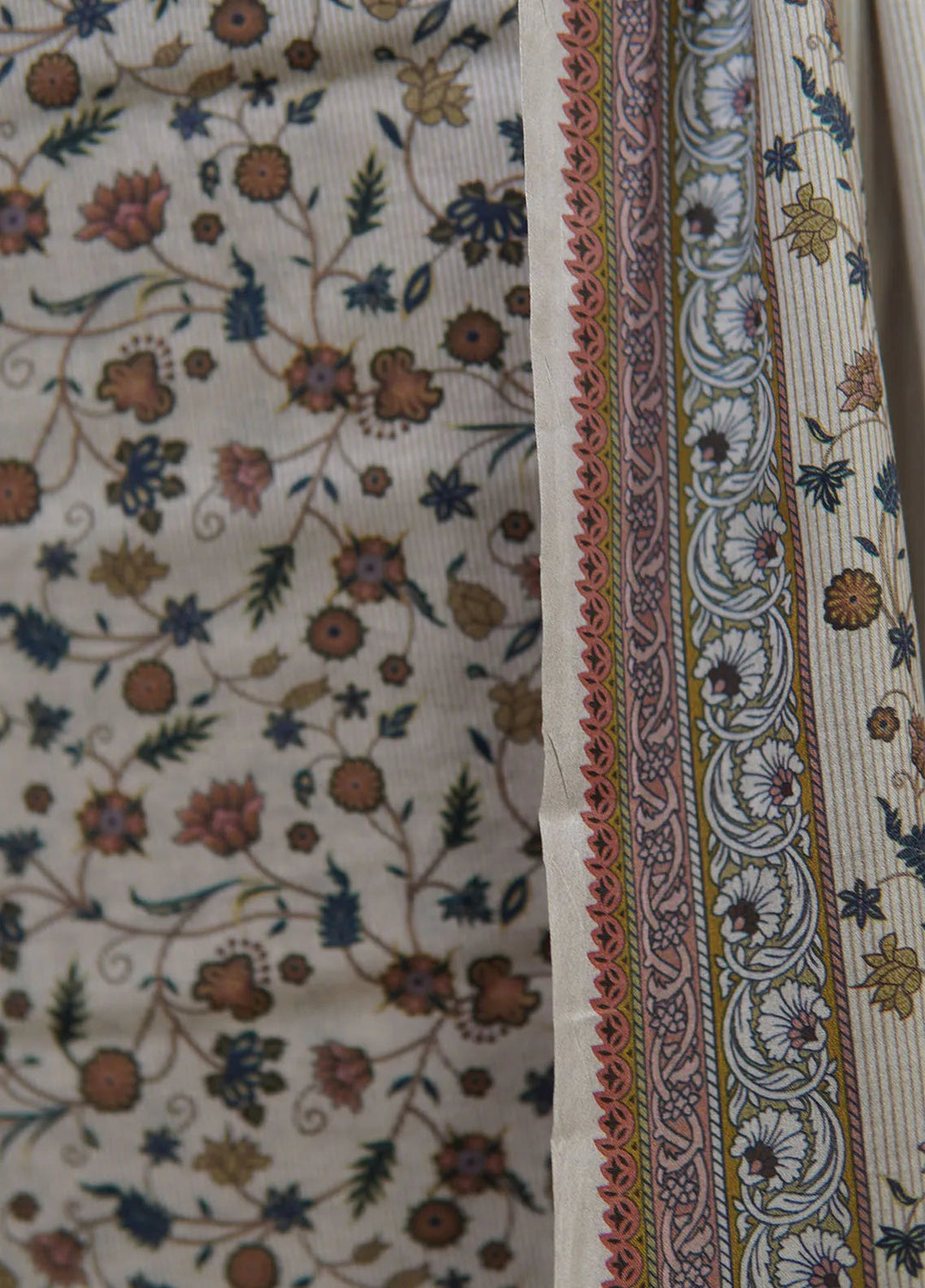 Mother By Bin Saeed Printed Lawn Suit Unstitched 3 Piece BS24M D-723 - Summer Collection