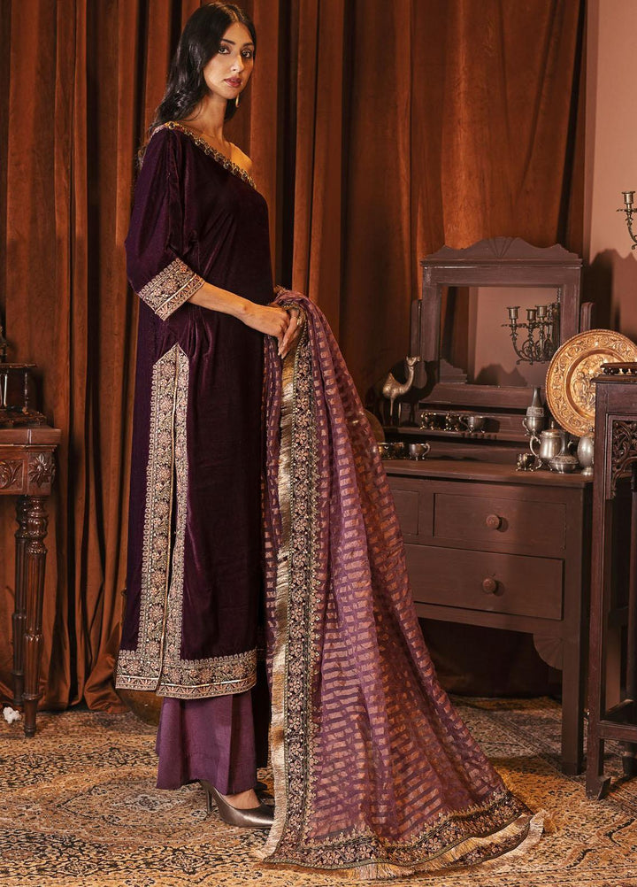 Motifz Embroidered Velvet Suits Unstitched 3 Piece MT22FV 3171 ZOHRA - Luxury Festive Collection